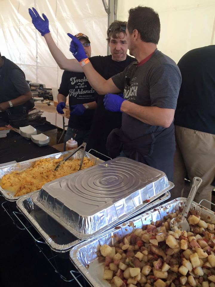 12814549_1099955593389006_1709377106970693236_n